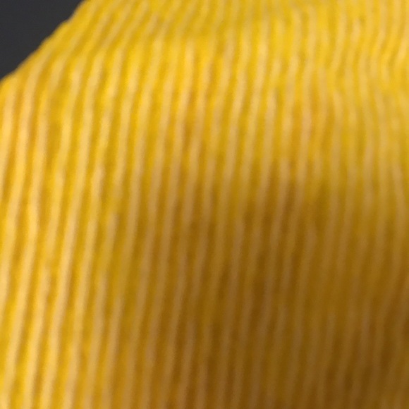 Beautiful yellow tank top in M size. - Picture 4 of 5